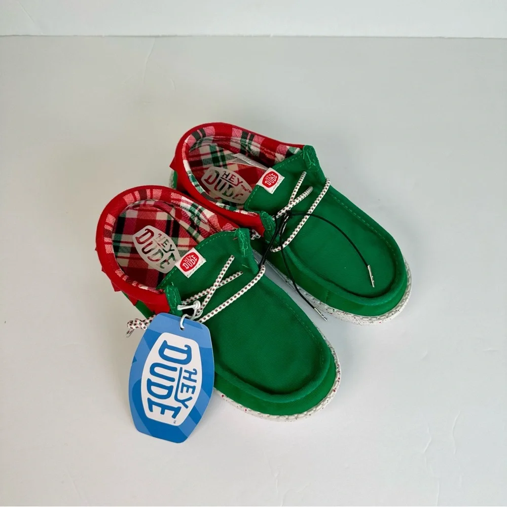 NWT-Hey Dude Kids Wally Holiday Elf Green and Red Shoes- Children’s Size 13